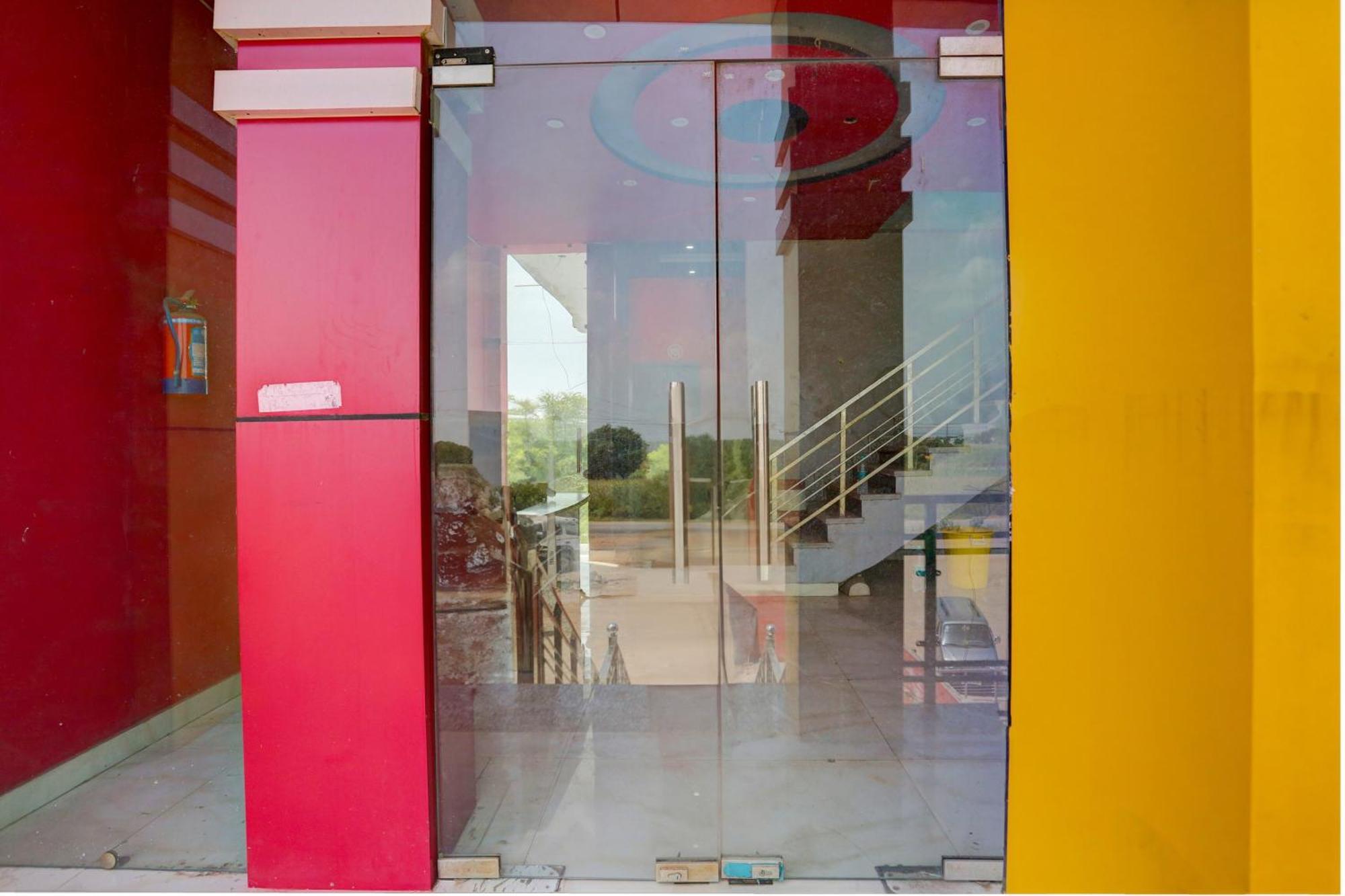 Hotel O Dada Hotel Charkhi Dadri Zewnętrze zdjęcie
